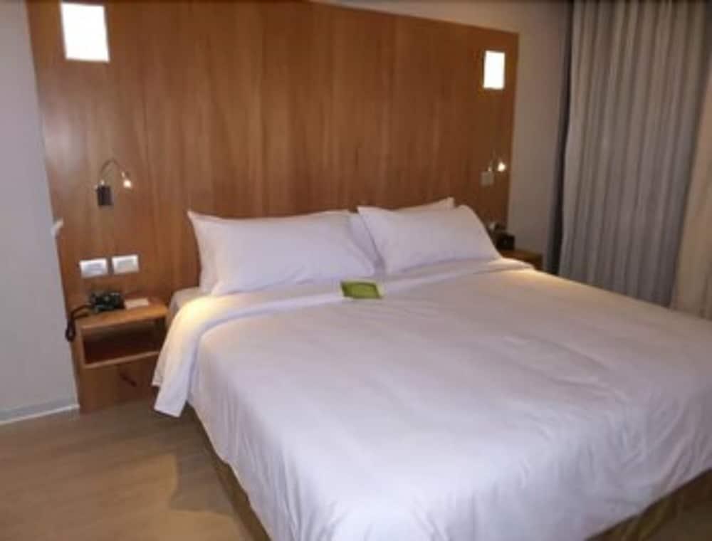 Ramada Encore By Wyndham Lima San Isidro Exteriör bild