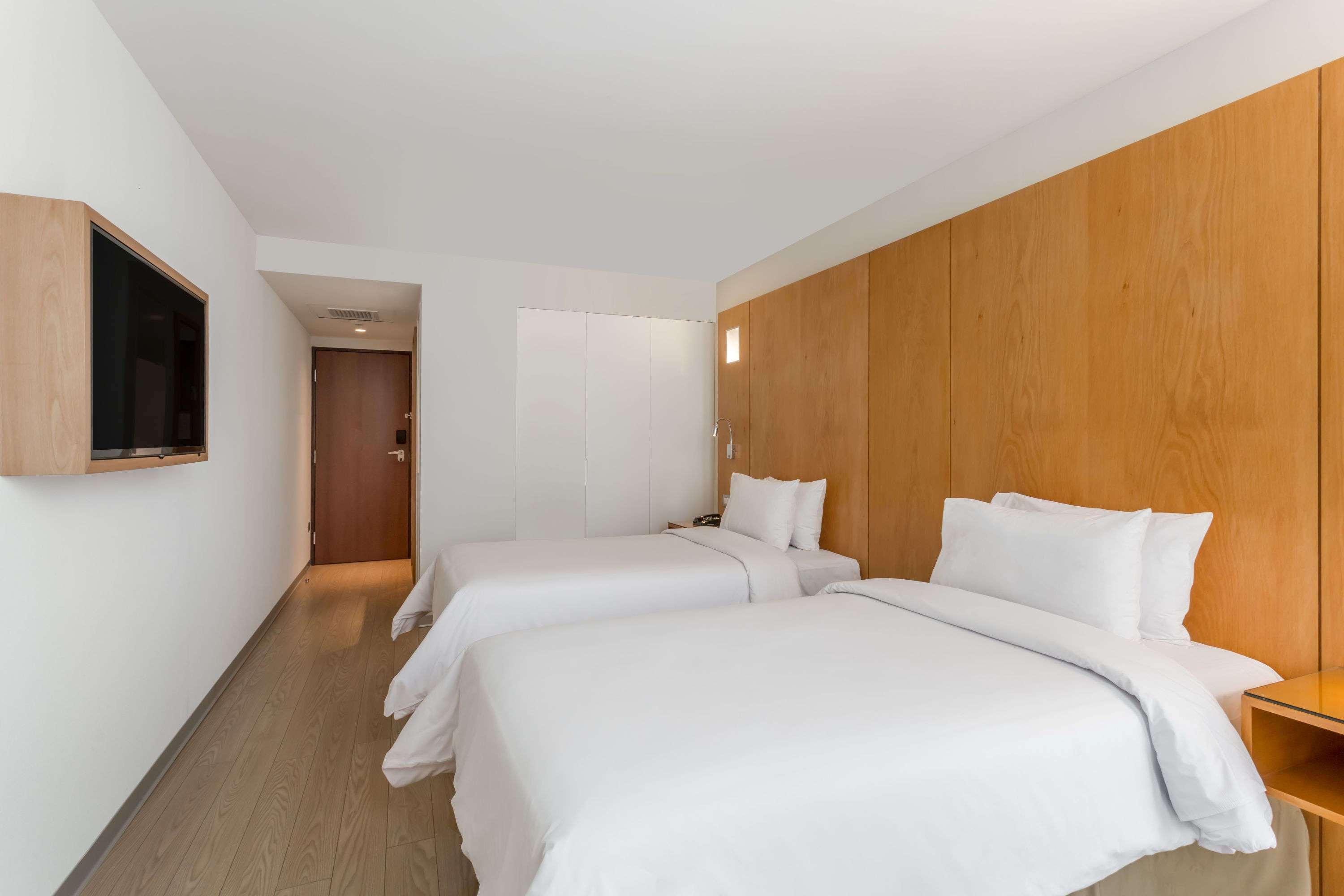 Ramada Encore By Wyndham Lima San Isidro Exteriör bild