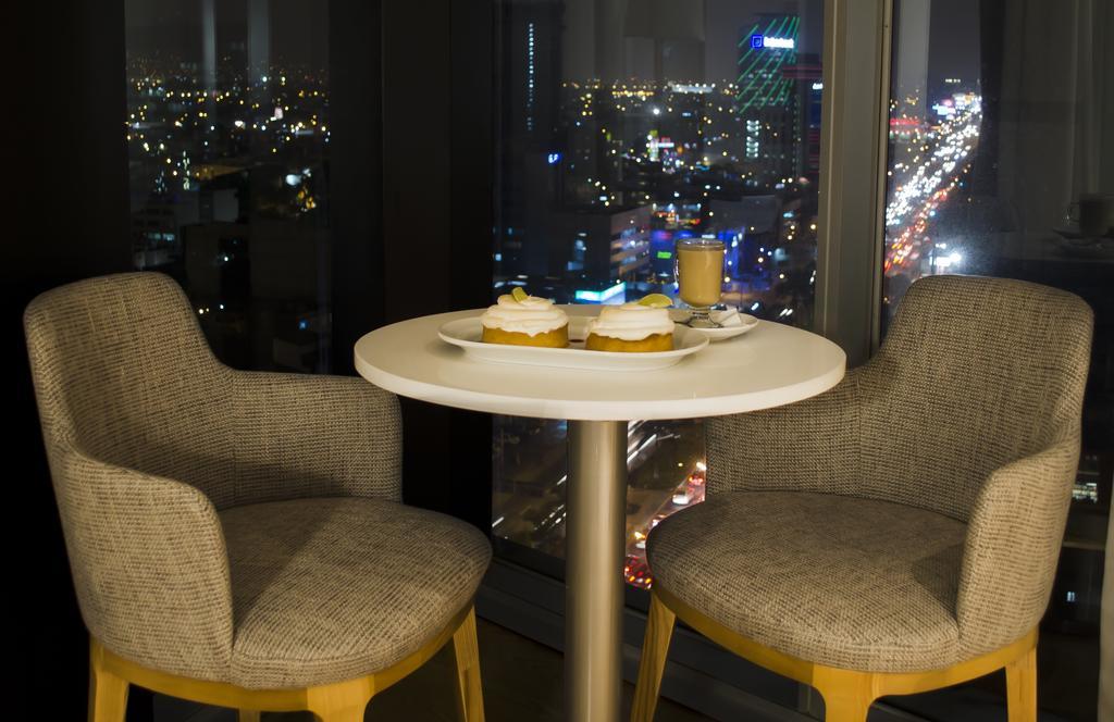 Ramada Encore By Wyndham Lima San Isidro Exteriör bild